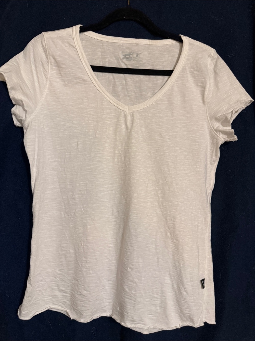 Like New! Vintage Horny Toad/Toad &Co Women's V-Neck Short Sleeve Cotton Tee.